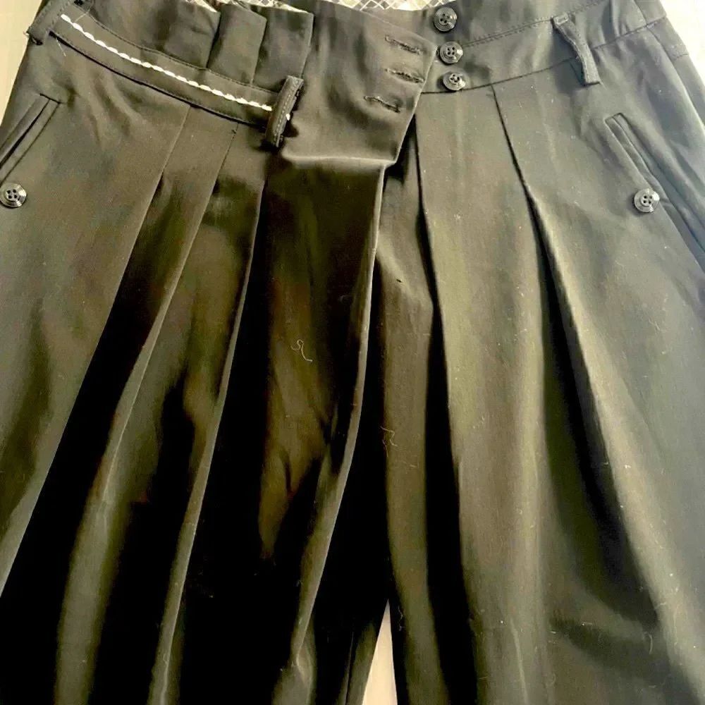 Pants - Picture 4 of 7